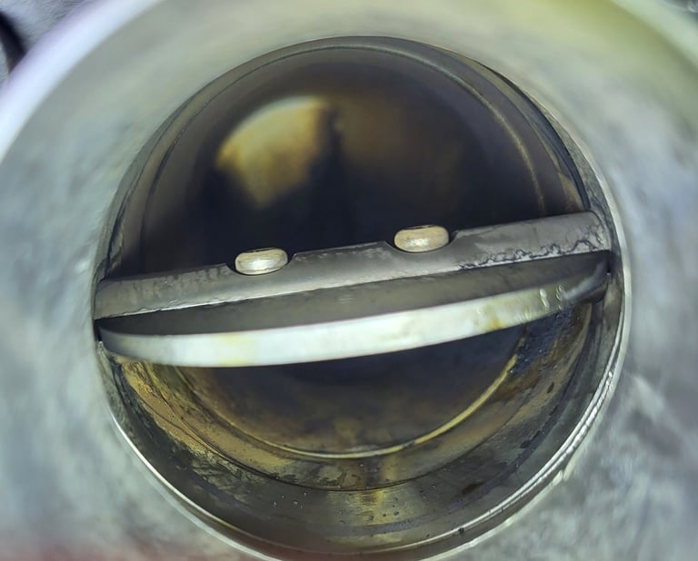 usisna klapna po izvrsena dekarbonizacija so motul inject mashina i motul aditiv TUV sertificiran