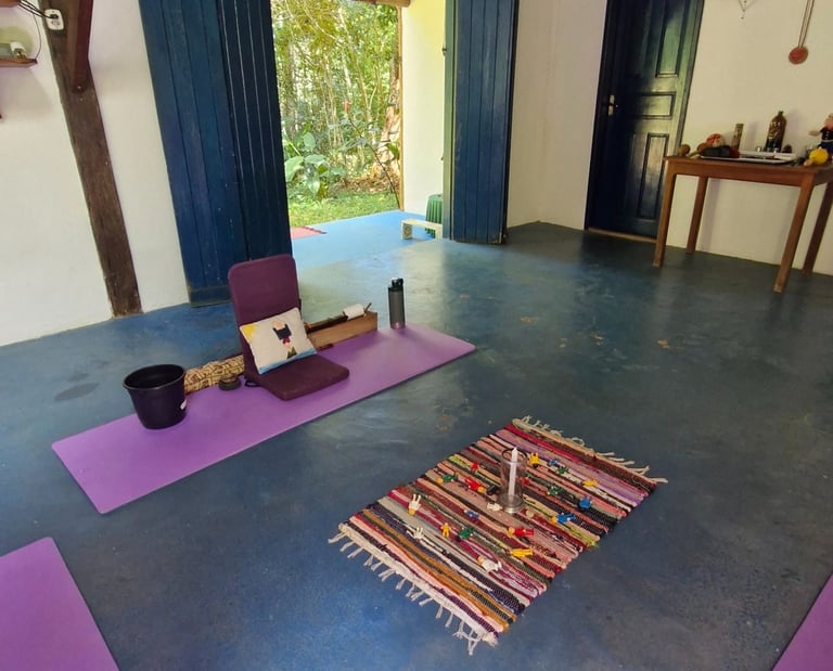 Altar do ritual com Ayahuasca da cura da criança interior na Casa Cura