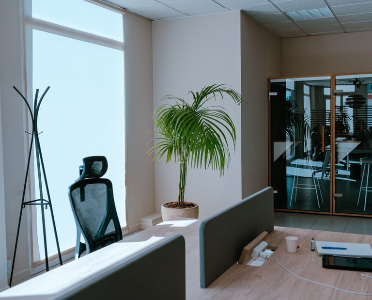 Servicio pack 10 mediodías escritorio coworking WanderHub Ciutadella Menorca