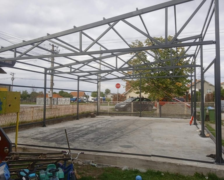 Montirana metalna konstrukcija hala – faza izgradnje, Beograd, Kragujevac