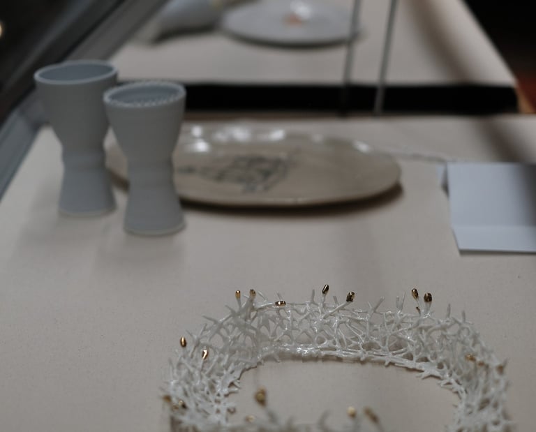 White porcelain ceramic artwork crown with 22ct gold lustre tips