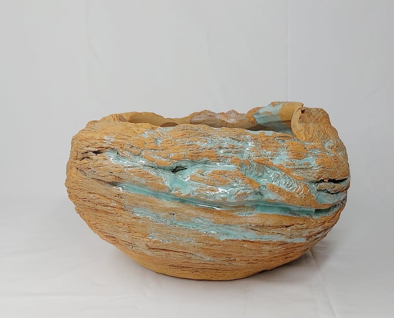 Estelle Del sculpture Falaise
