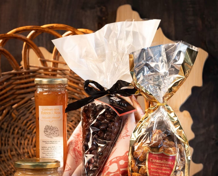 Miels et confitures artisanales, pâtes à tartiner et crèmes onctueuses, bonbon noix chocolat