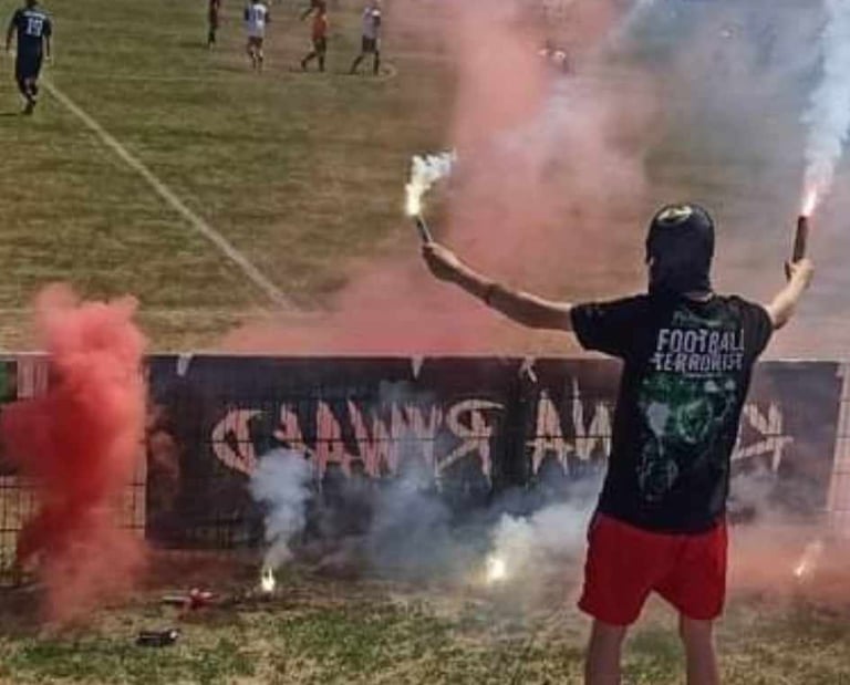 oprawa meczowa pirotechniczna pirofolia lechia gdańsk race morskie mecz