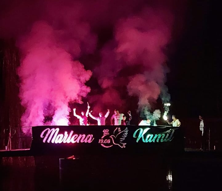 imiona nowożeńców atrakcja weselna pirotechnika ślub baner