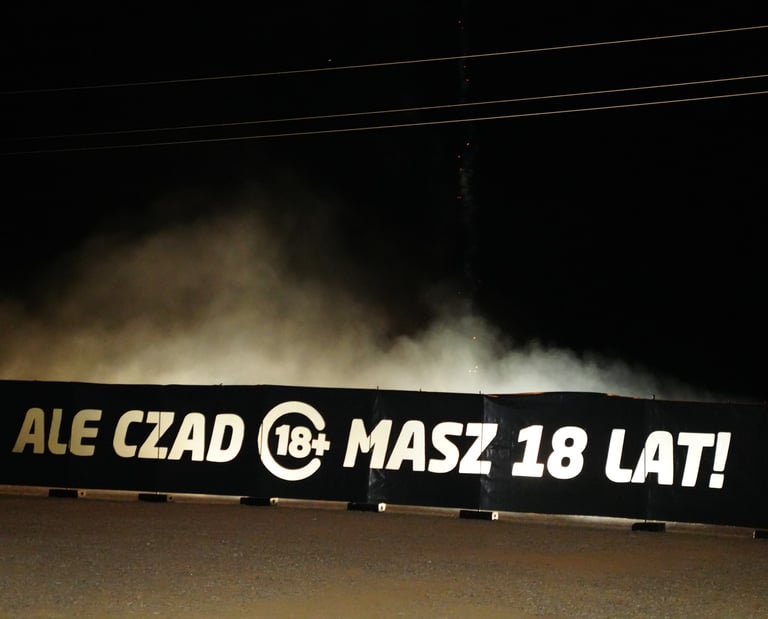 Kreatywny prezent na 18 ale czad masz 18 lat osiemnastka pirotechnika