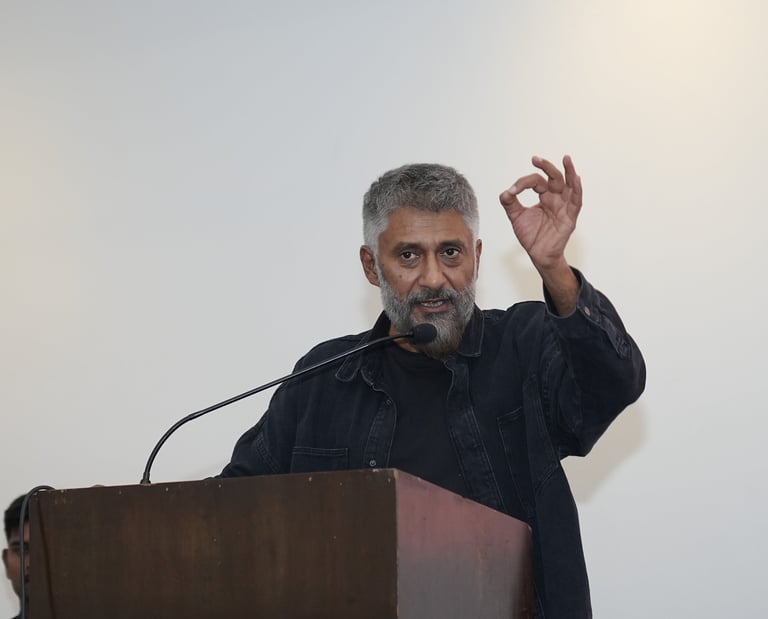 The event was graced by renowned filmmaker Vivek Agnihotri, who inspired young creators and filmmake