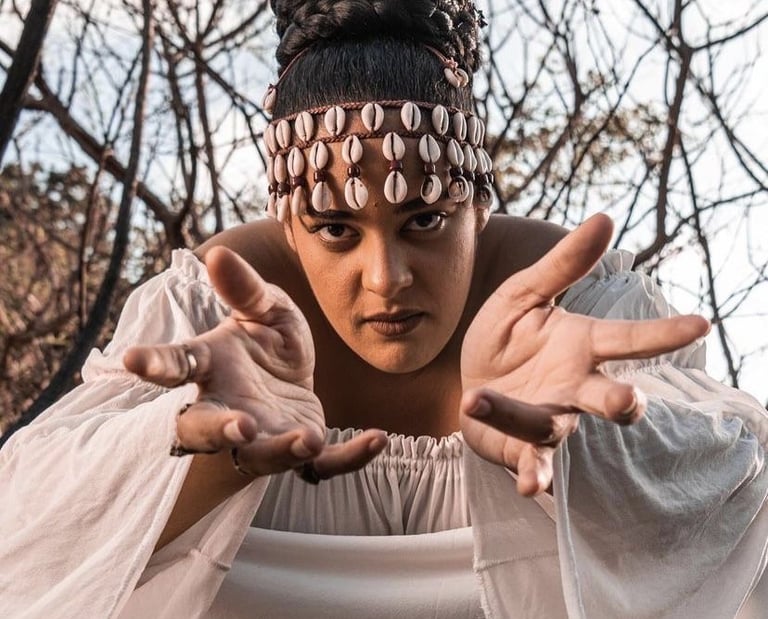 Aquenda Álbum Visual Luna Vitrolira