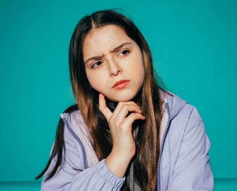 an hypersensitive woman with a worried expression