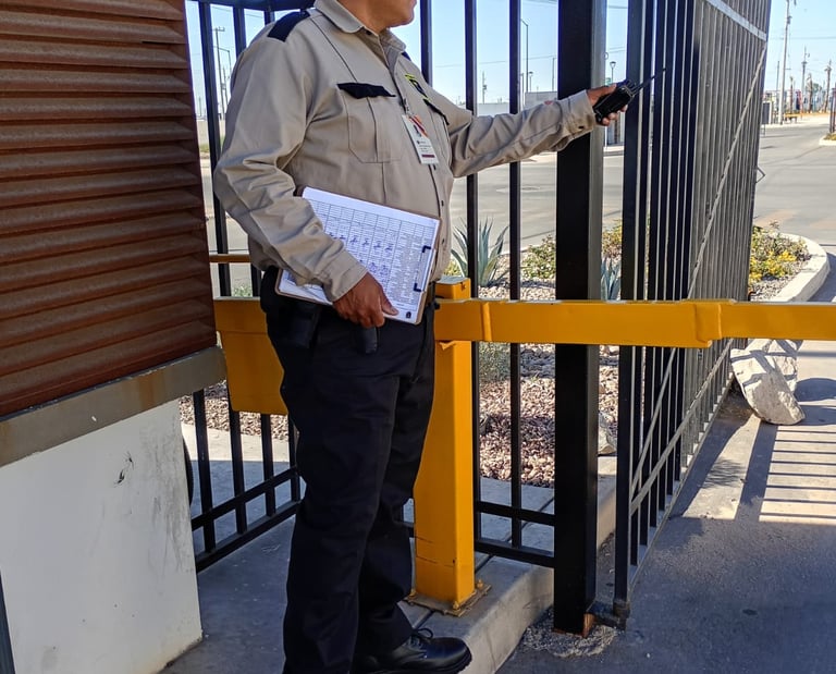 Contamos con personal calificado y registrado en la secretaria de Seguridad Publica 