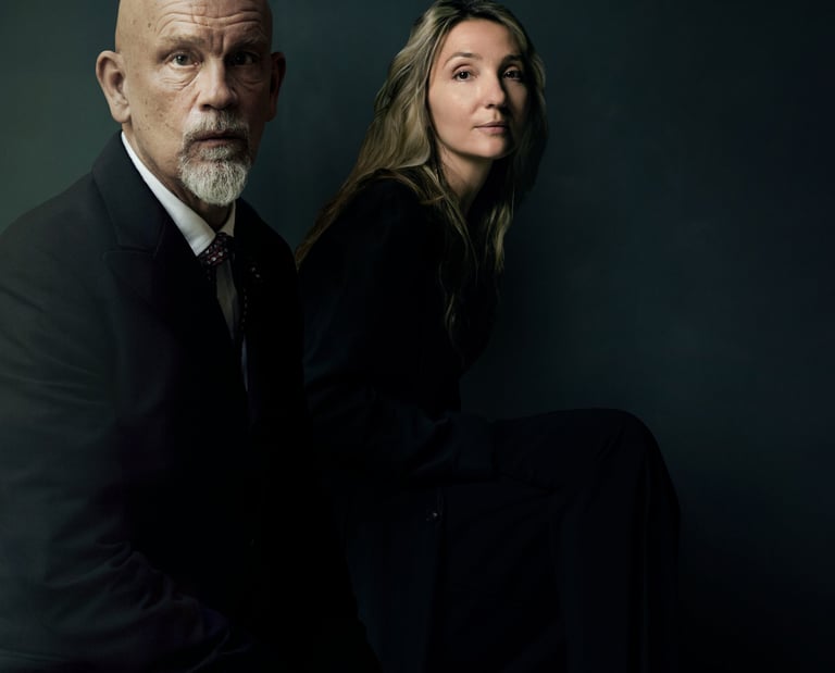 John Malkovich se apresenta no Brasil com The Infamous Ramirez Hoffman