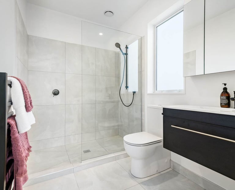 Ensuite - Auckland new build Highend Homes
