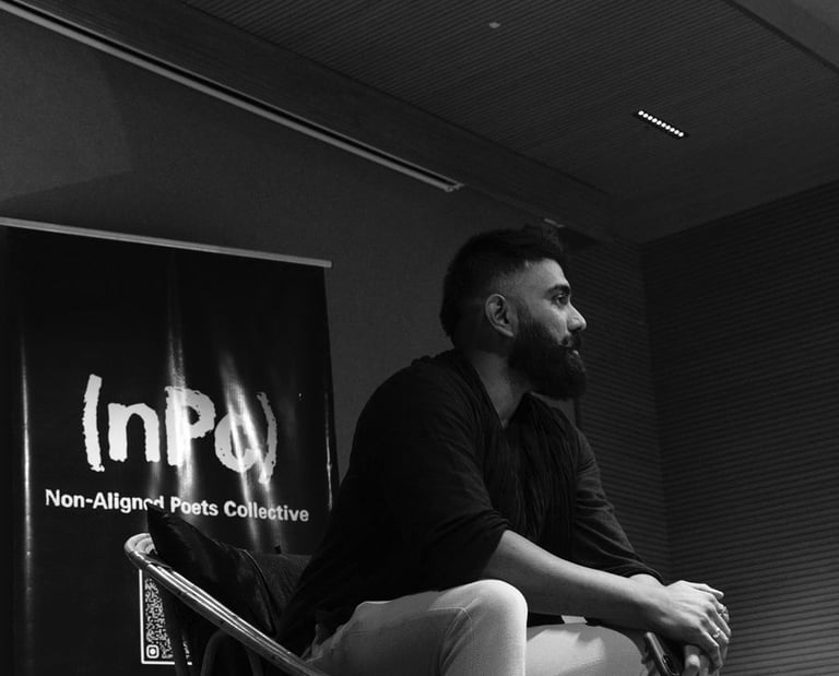 Tahir Hussain Poet Author Performing Bangalore