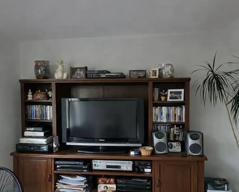 Avant réalisation meuble TV sur mesure par Baïa Home à Baron-Sur-Odon