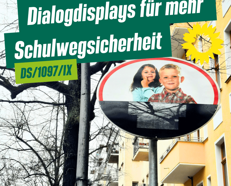 Sharepic zum Antrag mit dem Foto eines Dialogdisplays.