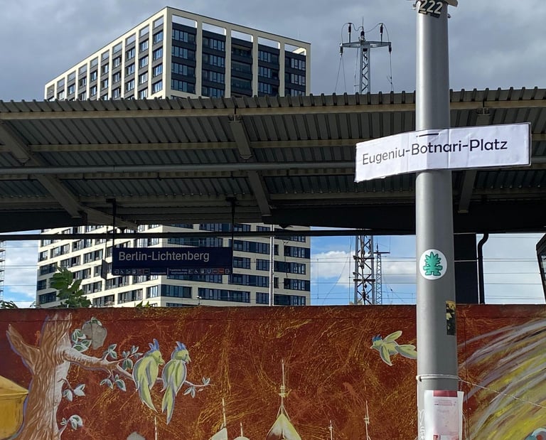 Foto vom Eugeniu-Botnari-Platz.