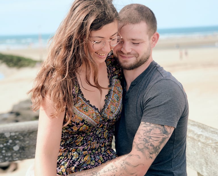 photos portraits couple en Normande, dans l'Eure, à Gisors