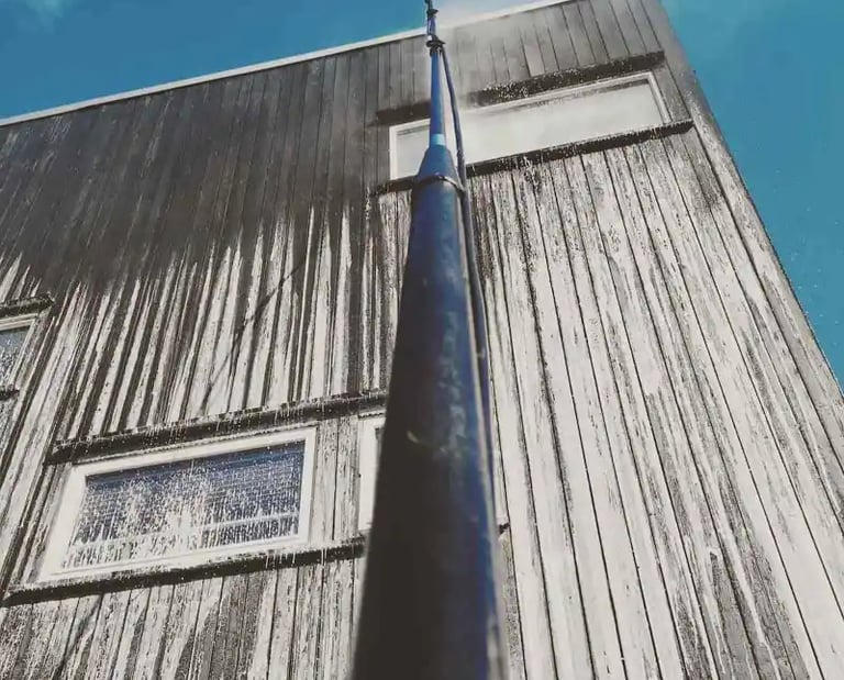 Fasadevask av enebolig