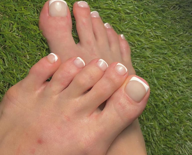 Prancuziškas pedikiūras mūsų klientes