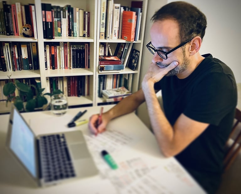 Ramón González, coach literario