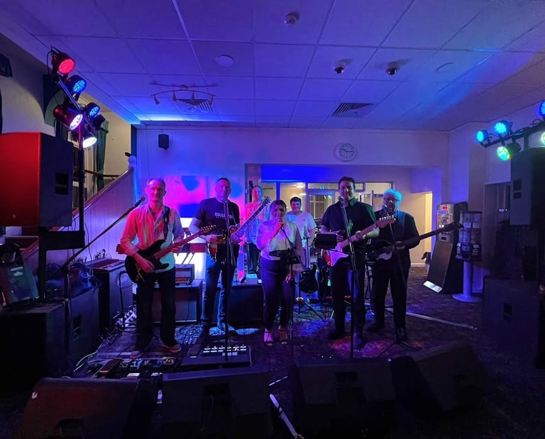The Dodgers - Rock/Pop covers band Banbury