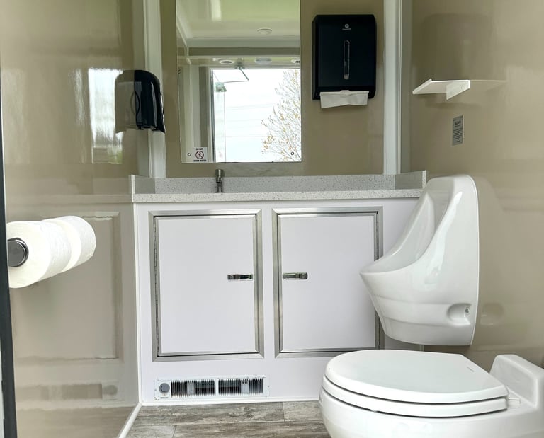 luxury restrooms, luxury bathroom men's stall