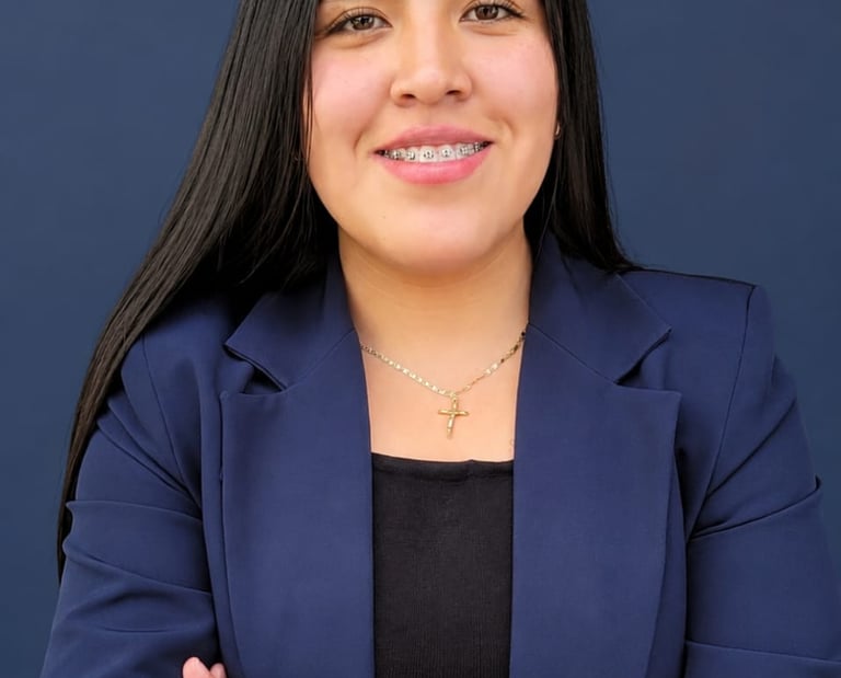 Lic. Lesli Joseline Samaniego Fierro