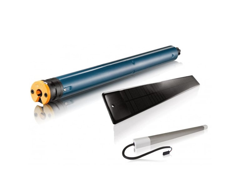 Moteur Somfy solaire pour volet roulant installé par LB Menuiserie pour une maison connectée autonom