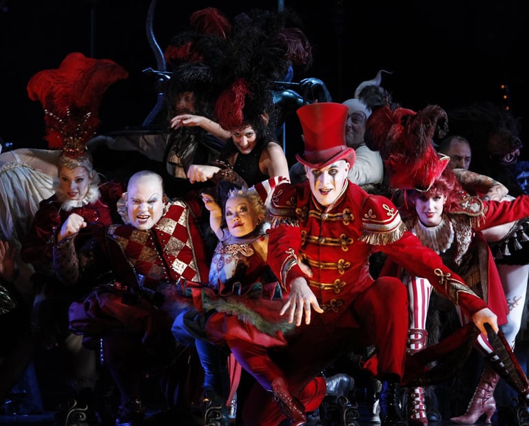 Gavin Mitford, Theatre director, Theatre producer, Andrew Lloyd Webber, Phantom of the Opera,Musical