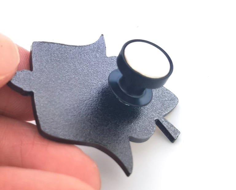 How to Install the Pin-to-Magnet Adapter