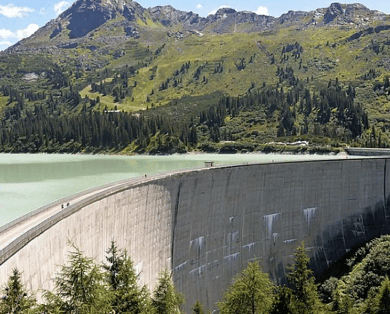 Solution Tous Travaux en Hauteur. Intervention industrie et génie civil. Mise en sécurité