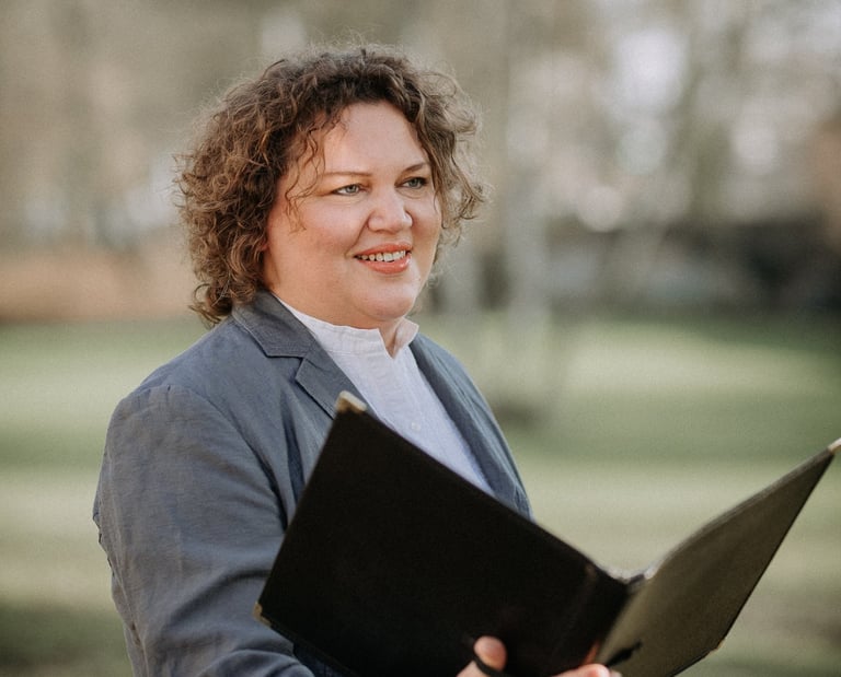 Trauerrednerin Daniela Dietz Frankfurt