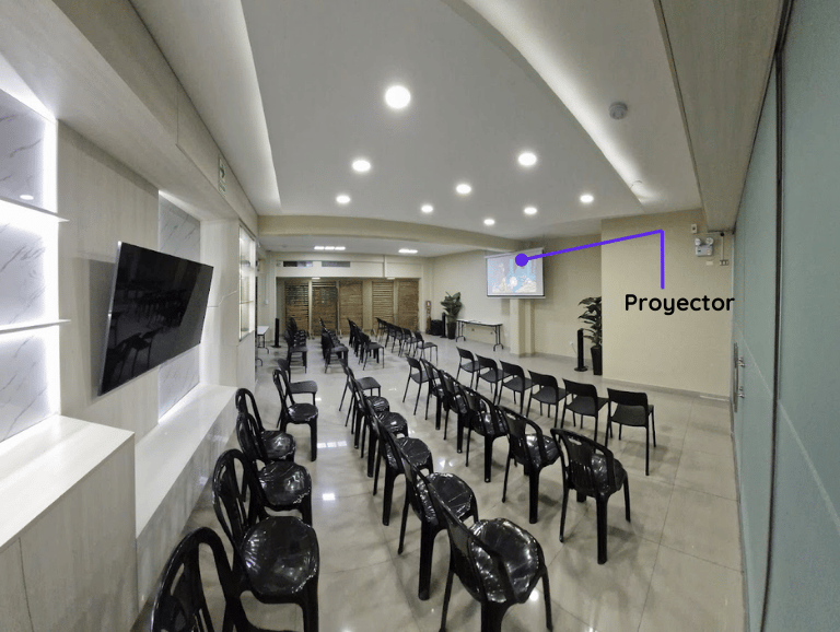 Auditorio con 50 sillas