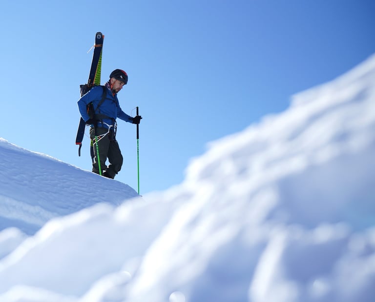 Antoine au sommet du Mont Pelago