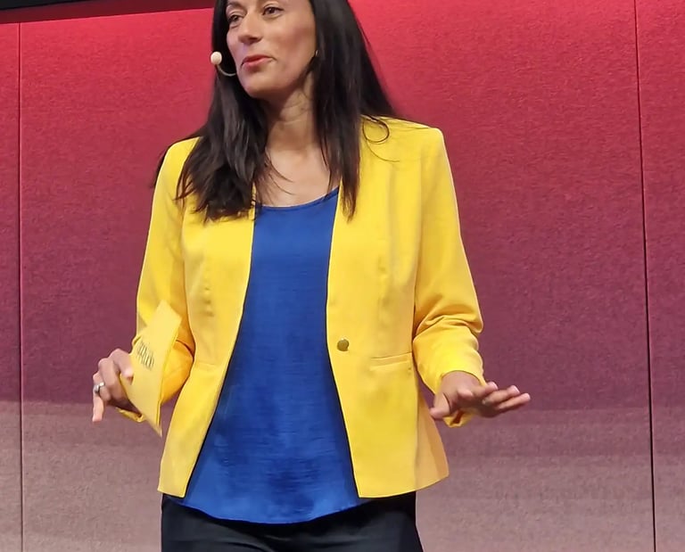 Aurelie Litynski is an inspirational speaker on positive work culture