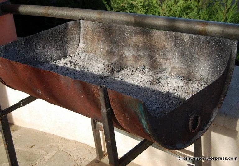 Barbacoa BBQ, calçotades, calçots, carn a la brasa,