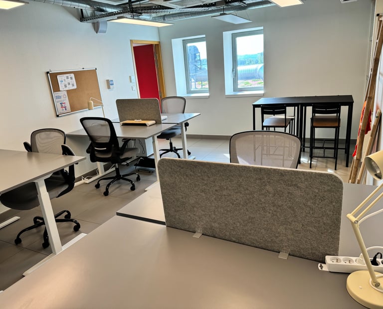 Bureau ergonomique pour travailler assis ainsi que debout