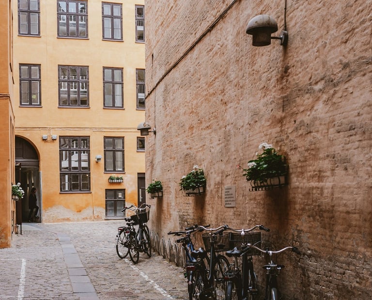 unique street trolls