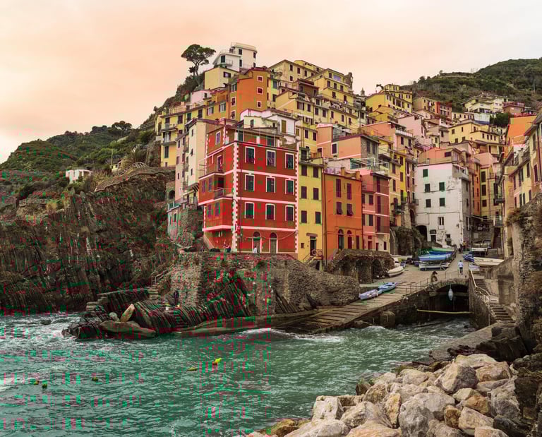 New applications to travel to Europe 