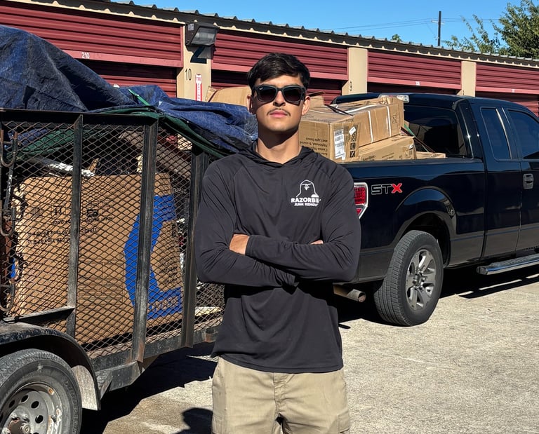 Commercial Junk Removal in San Antonio Texas. Razorbill assisting a storage unit in 78254