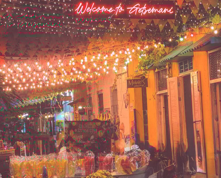 Light in the streets of Cartagena in Colombia