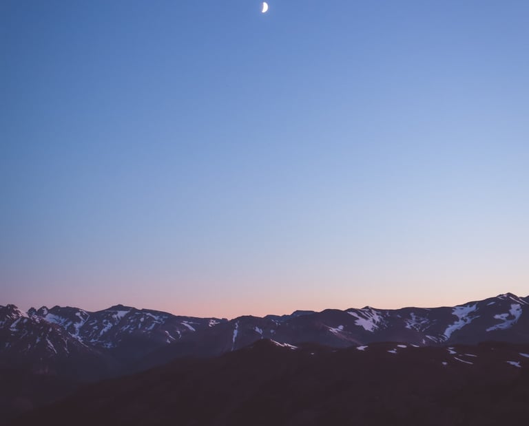 Sunrise over the Andes, close to Fitz Roy, Argentina, Patagonia, South America