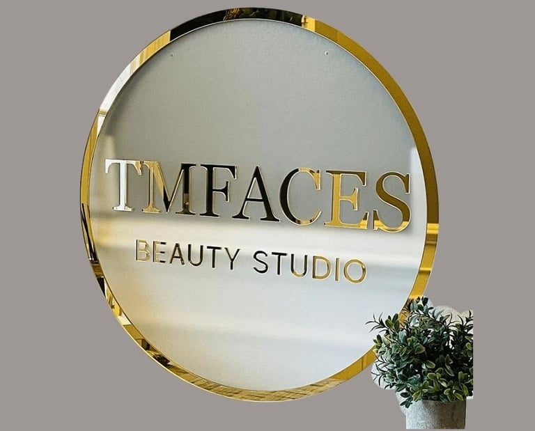 TMFACES Beauty Studio. Mirror Sign circular logo