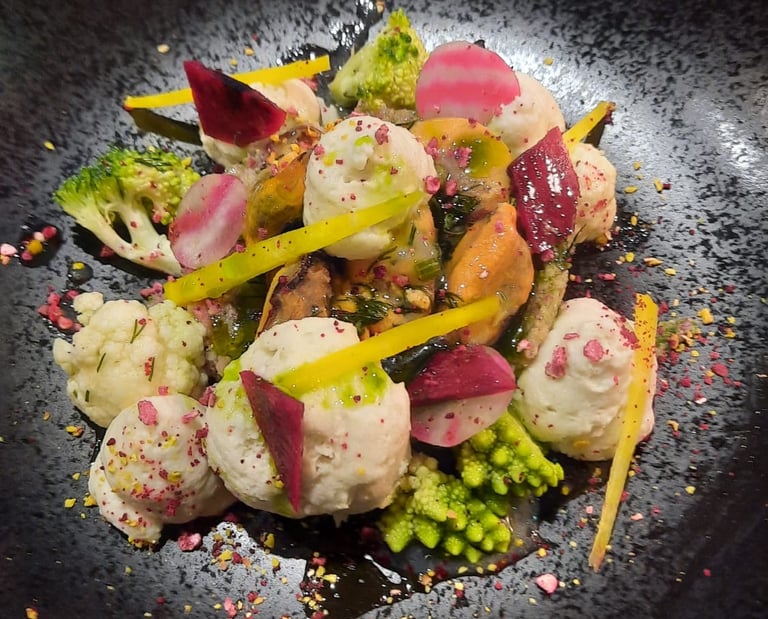 salade de moules, émulsion marinières et choux