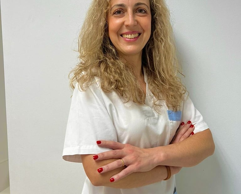 Dra. Ana da Ponte – Médica dentista e especialista em estética dentária em Setúbal.