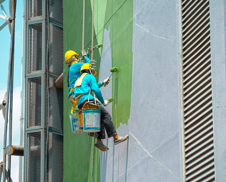 Tinkavimo ir dažymo darbai aukštyje