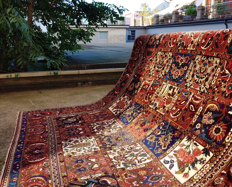 asciugatura naturale del tappeto al Sole  