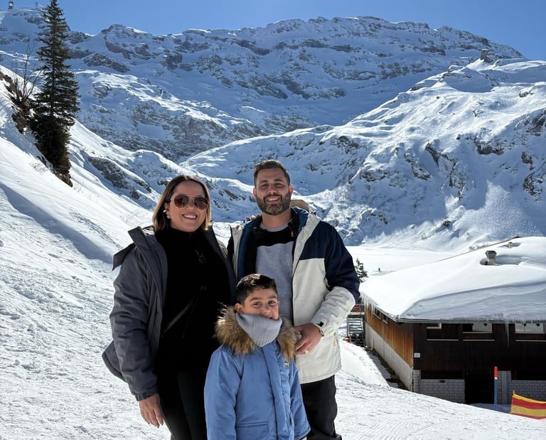 Família brasileira em passeio privativo Monte Titlis com Easy driver