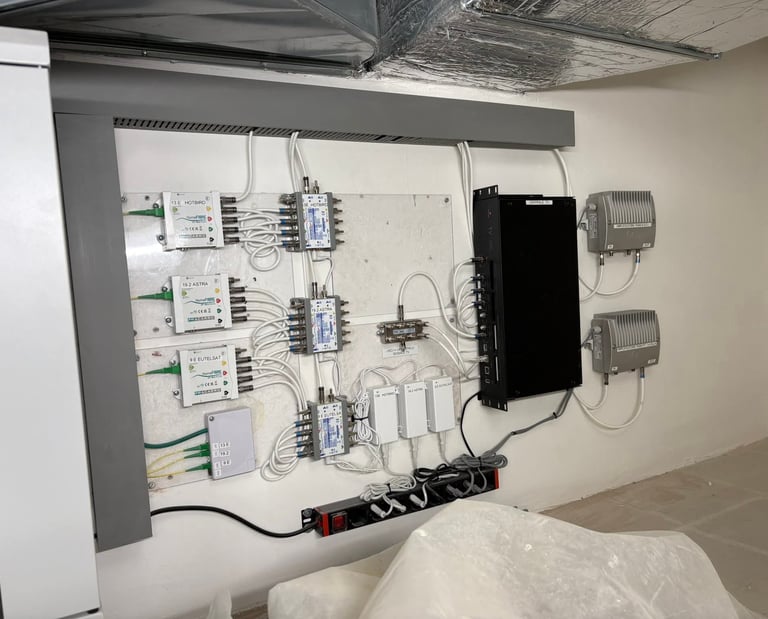 Cablaggio TV Satellite e Digitale Terrestre - Antennista Sorrento