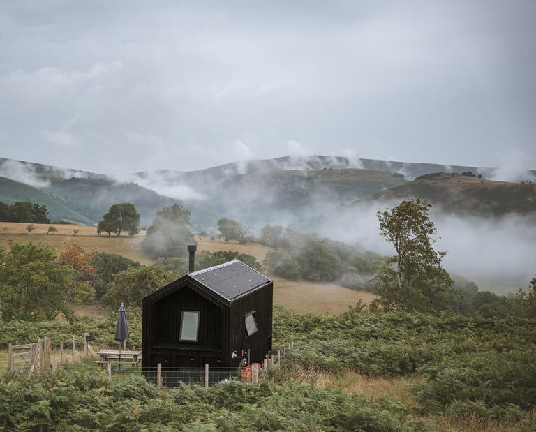 photo of a @shacks remote tiny cabin in Wales